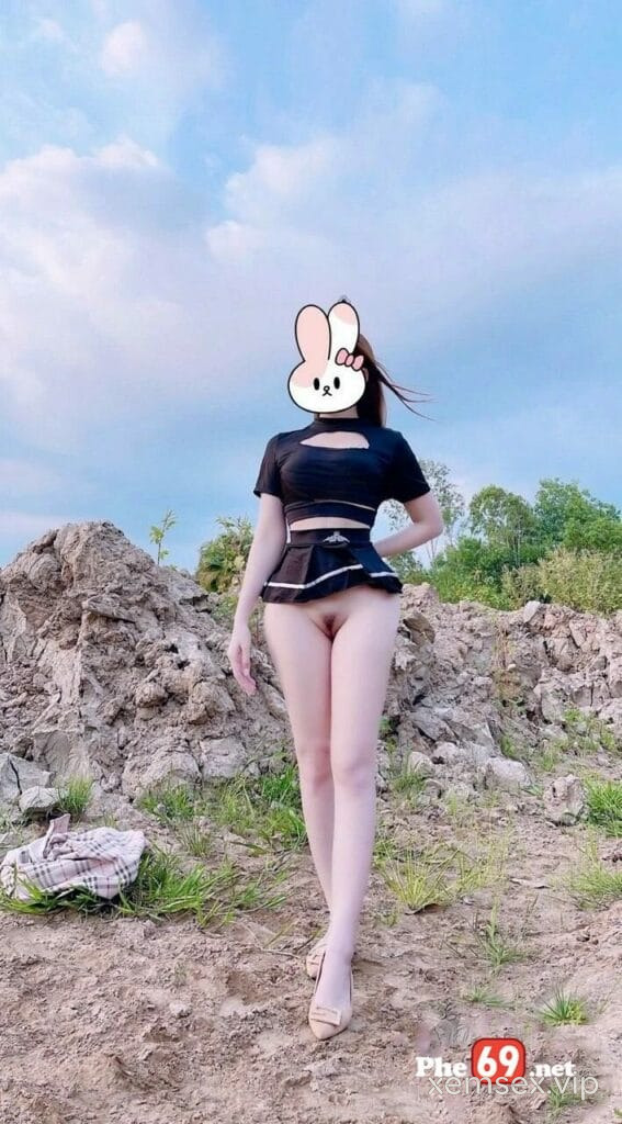 clip-sex-couple-be-tho-threesome-ren-ri-thoa-man-tinh-duc-tren-giuong-tong-hop-hinh-08-567×1024-1